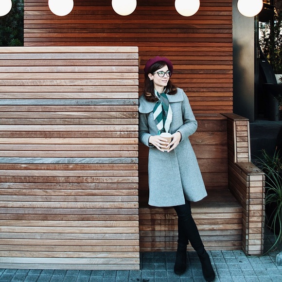 ✨Meet your Posher, Lauryn ✨ - Picture 4 of 5